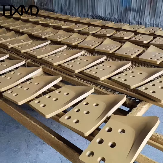 OEM Doosan Excavator Bucket Tooth Dh500 for Backhoe Excavator Spare Parts Tooth Point, Rock Bucket Teeth, 2713