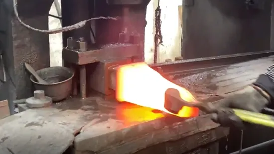 OEM Volvo Excavator Bucket Tooth for Backhoe Excavator Spare Parts Tooth Point Rock Bucket Teeth V360/V210/V480 Forged Excavator Teeth 